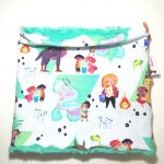 Cristina y Alejandra. Cuello polar Ghibli blanca