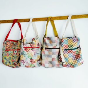 Cristina y Alejandra. Tote bag y Mochila