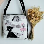 Cristina y Alejandra.Tote Mochila cuadrara. Alexander Henry1