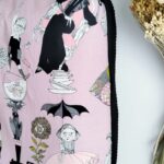 Cristina y Alejandra. Tote Mochila rosa. Alexander Henry