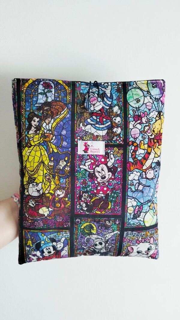 Cristina y Alejandra. Funda libro Vidrieras Disney