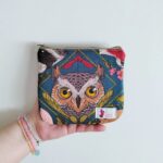 Cristina y Alejandra. Monedero romántico Bosque