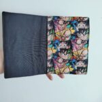 Cristina y Alejandra. Funda Kindle con solapa Bola de dragón