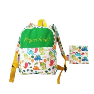 Cristina y Alejandra. Mochila de cole