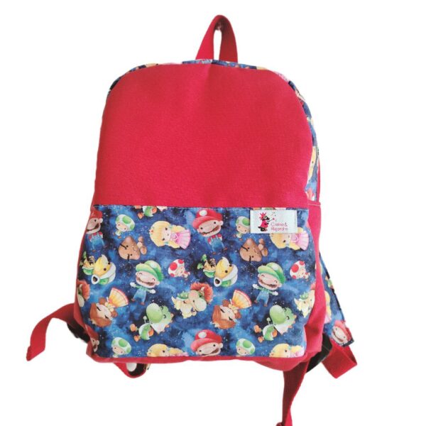 Cristina Alejandra. Mochila de cole Mario