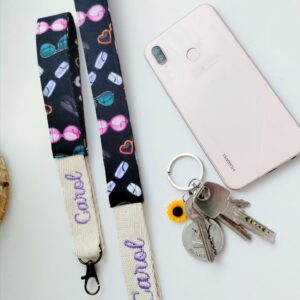 Conjunto cuelga llaves y cuelga móvil personalizado